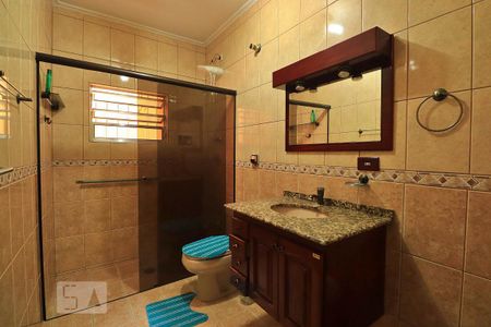 Casa à venda com 167m², 3 quartos e 3 vagasBanheiro