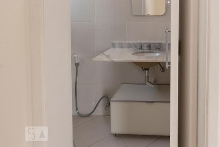 Apartamento para alugar com 78m², 2 quartos e 1 vaga Apartamento para alugar com 78m², 2 quartos e 1 vagaBanheiro da Suíte