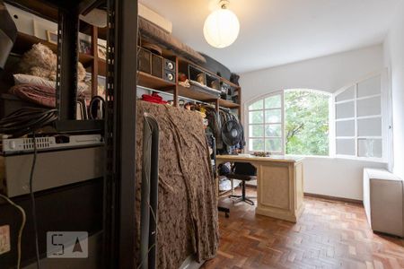 Casa à venda com 450m², 4 quartos e 4 vagasQuarto 2