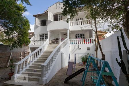 Casa à venda com 450m², 4 quartos e 4 vagasFachada da Casa