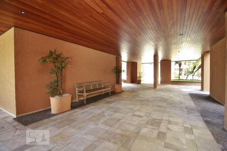 Apartamento à venda com 203m², 4 quartos e 4 vagasÁrea comum