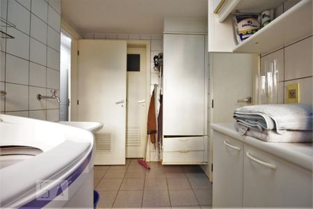 Apartamento à venda com 203m², 4 quartos e 4 vagasÁrea de Serviço