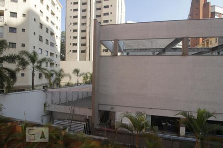 Apartamento à venda com 203m², 4 quartos e 4 vagasVista da suíte 3