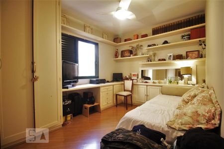 Apartamento à venda com 203m², 4 quartos e 4 vagasSuíte 1