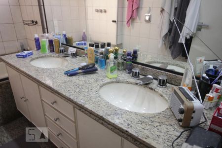 Apartamento à venda com 203m², 4 quartos e 4 vagasPia