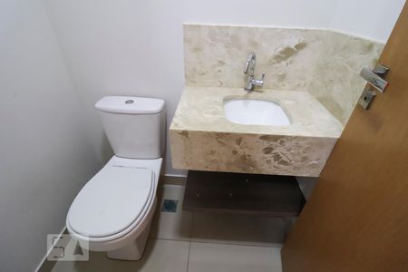 Lavabo de apartamento para alugar com 3 quartos, 95m² em Setor Bueno, Goiânia
