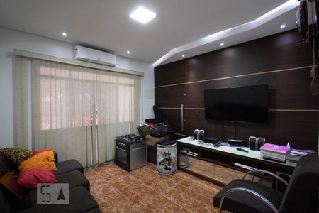 Sala de casa para alugar com 2 quartos, 125m² em Santo Antônio, Osasco