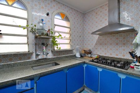 Casa à venda com 350m², 3 quartos e 4 vagas Casa à venda com 350m², 3 quartos e 4 vagasCozinha