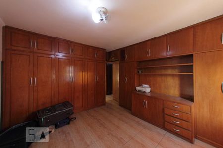 Casa à venda com 225m², 4 quartos e 2 vagasQuarto 3