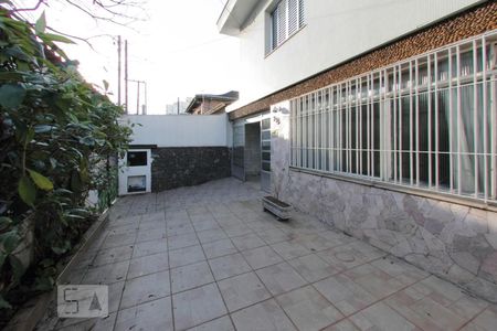 Casa à venda com 225m², 4 quartos e 2 vagasQuintal