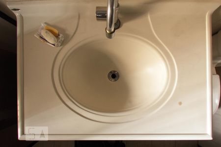 Casa à venda com 225m², 4 quartos e 2 vagasBanheiro 2 - pia