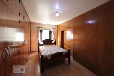 Casa à venda com 225m², 4 quartos e 2 vagasQuarto 4