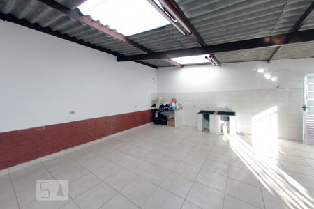 Casa à venda com 225m², 4 quartos e 2 vagasÁrea de serviço