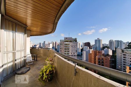 Apartamento à venda com 219m², 4 quartos e 2 vagas Apartamento à venda com 219m², 4 quartos e 2 vagasVaranda da Suíte 4