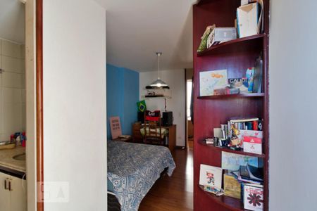 Apartamento à venda com 219m², 4 quartos e 2 vagas Apartamento à venda com 219m², 4 quartos e 2 vagasSuíte 3