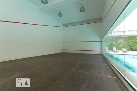 Apartamento para alugar com 32m², 1 quarto e 1 vagaQuadra