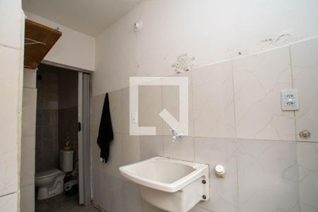 Casa à venda com 241m², 3 quartos e 6 vagas Casa à venda com 241m², 3 quartos e 6 vagasDetalhe da área de serviço
