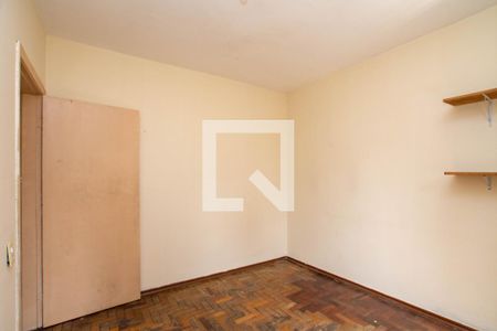 Casa à venda com 241m², 3 quartos e 6 vagas Casa à venda com 241m², 3 quartos e 6 vagasQuarto