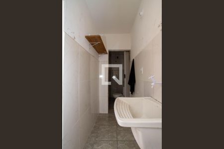 Casa à venda com 241m², 3 quartos e 6 vagas Casa à venda com 241m², 3 quartos e 6 vagasDetalhe da área de serviço