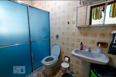 Casa à venda com 150m², 3 quartos e 2 vagas Casa à venda com 150m², 3 quartos e 2 vagasBanheiro 2