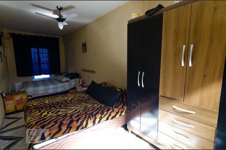 Casa à venda com 150m², 3 quartos e 2 vagas Casa à venda com 150m², 3 quartos e 2 vagasQuarto 2
