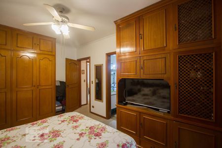 Casa à venda com 317m², 3 quartos e 3 vagasSuíte 2