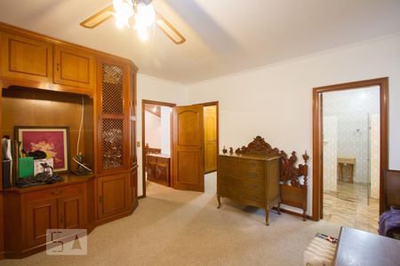 Casa à venda com 317m², 3 quartos e 3 vagasSuíte 1