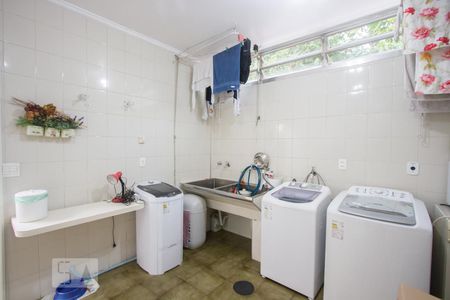 Casa à venda com 317m², 3 quartos e 3 vagasÁrea de Serviço