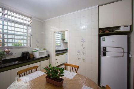 Casa à venda com 317m², 3 quartos e 3 vagasCopa