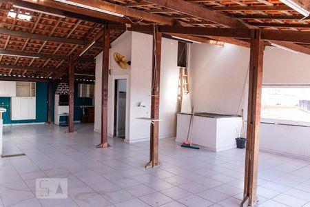 Casa à venda com 120m², 3 quartos e 6 vagasSalão de festas