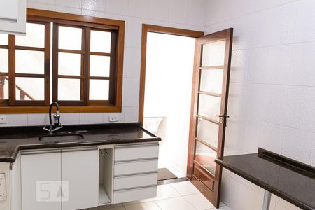 Casa à venda com 120m², 3 quartos e 6 vagasCozinha