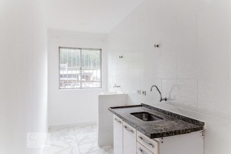Apartamento à venda com 50m², 2 quartos e 1 vaga Apartamento à venda com 50m², 2 quartos e 1 vagaCozinha e Área de Serviço