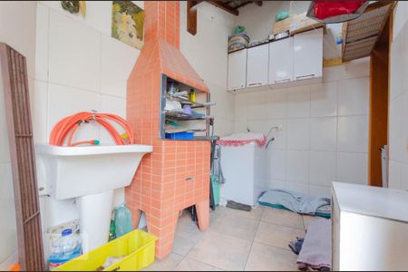 Casa à venda com 120m², 3 quartos e 1 vaga