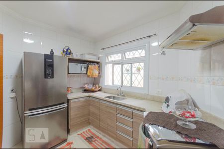 Casa à venda com 120m², 3 quartos e 1 vaga Casa à venda com 120m², 3 quartos e 1 vagaCozinha