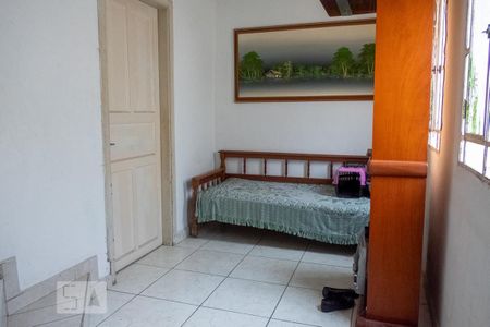 Casa à venda com 500m², 4 quartos e 1 vaga Casa à venda com 500m², 4 quartos e 1 vagaEntrada