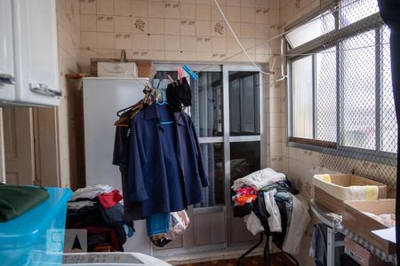 Casa à venda com 500m², 4 quartos e 1 vaga Casa à venda com 500m², 4 quartos e 1 vagaLavanderia