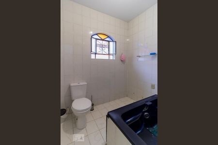 Casa à venda com 250m², 3 quartos e 3 vagas Casa à venda com 250m², 3 quartos e 3 vagasBanheiro