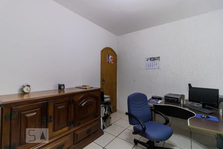 Casa à venda com 250m², 3 quartos e 3 vagas Casa à venda com 250m², 3 quartos e 3 vagasQuarto 2