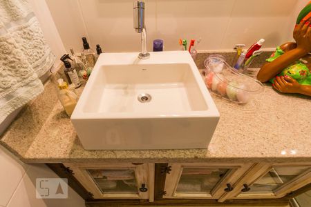 Apartamento à venda com 91m², 3 quartos e sem vaga Apartamento à venda com 91m², 3 quartos e sem vagaBanheiro