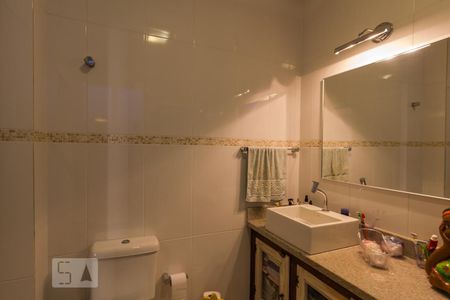 Apartamento à venda com 91m², 3 quartos e sem vaga Apartamento à venda com 91m², 3 quartos e sem vagaBanheiro