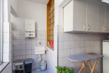 Apartamento à venda com 91m², 3 quartos e sem vaga Apartamento à venda com 91m², 3 quartos e sem vagaArea de serviço