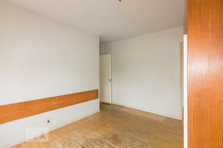 Apartamento à venda com 280m², 4 quartos e 2 vagas Apartamento à venda com 280m², 4 quartos e 2 vagasQuarto 1