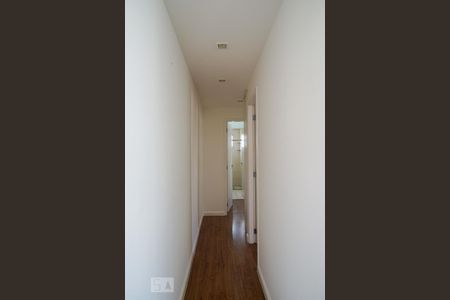 Corredor de apartamento para alugar com 2 quartos, 72m² em Lapa, São Paulo