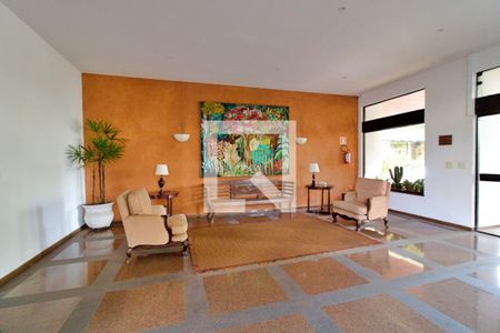 Apartamento à venda com 369m², 4 quartos e 4 vagas Apartamento à venda com 369m², 4 quartos e 4 vagasHall social