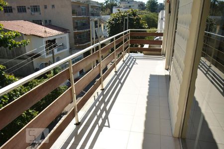 Apartamento à venda com 92m², 2 quartos e 1 vagaSacada 