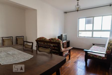 Sala de apartamento para alugar com 3 quartos, 86m² em Vila Bastos, Santo André