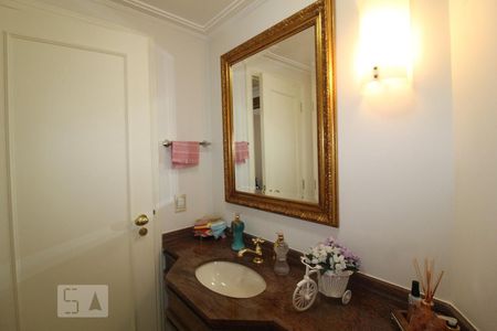 Apartamento à venda com 303m², 3 quartos e 4 vagasBanheiro 5 lavabo