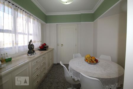 Apartamento à venda com 303m², 3 quartos e 4 vagasCopa da cozinha