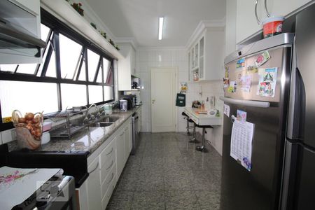 Apartamento à venda com 303m², 3 quartos e 4 vagasCozinha