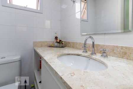 Apartamento à venda com 87m², 2 quartos e 2 vagasBanheiro da Suíte